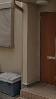 サンテラス十条の玄関