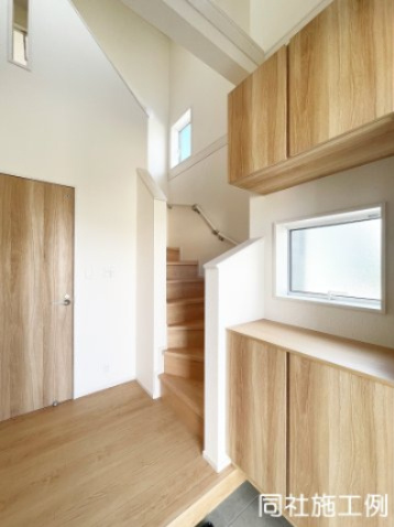 新築戸建・新築建売　みどり市大間々町大間々【長期優良住宅】大間々東小・大間々東中の玄関|※同社施工例