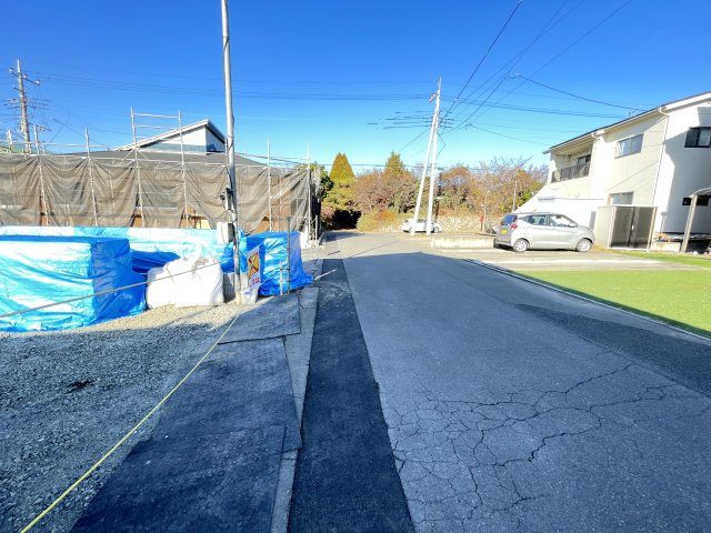 新築戸建・新築建売　みどり市大間々町大間々【長期優良住宅】大間々東小・大間々東中の前面道路含む現地写真