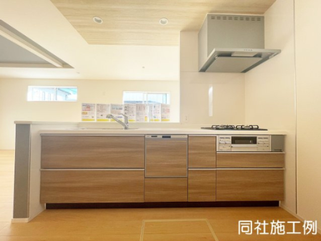 新築戸建・新築建売　みどり市大間々町大間々【長期優良住宅】大間々東小・大間々東中のキッチン|※同社施工例