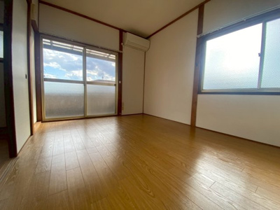 【洋室】 | 万倍近藤貸家