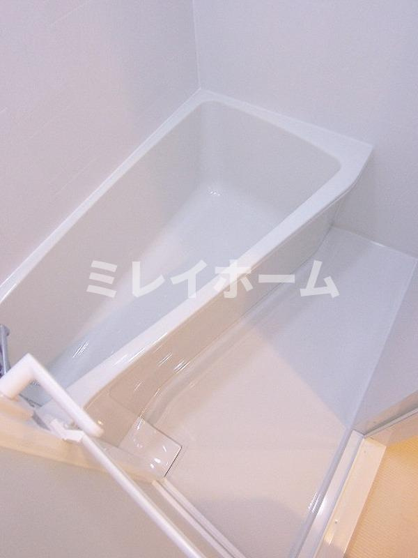 ステージグランデ蒲田アジールコートの浴室