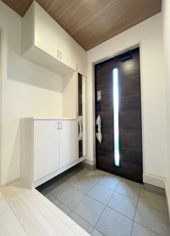 住宅用地・建築条件付き売地　郡山市富田町前川原　富田小・富田中の完成予想図|玄関（同社施工例）