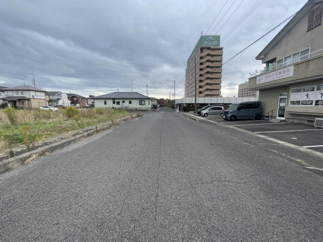 住宅用地・建築条件付き売地　郡山市富田町前川原　富田小・富田中の前面道路含む現地写真