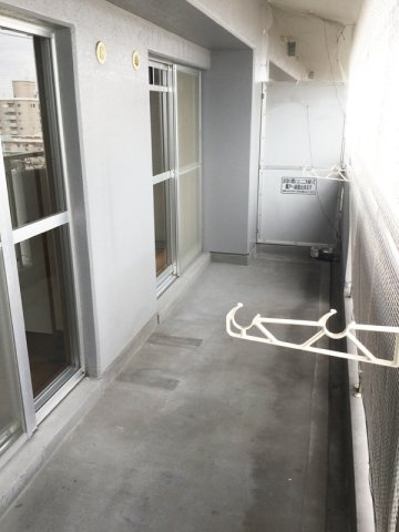 大阪市住吉区苅田９丁目の賃貸マンションのバルコニー