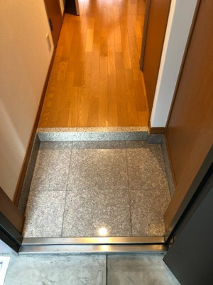 【玄関】 | ピュアドームアクシアル天神 | きれいな玄関です