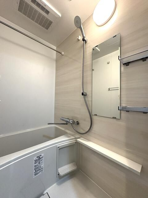 プレール・ドゥーク川口並木の浴室