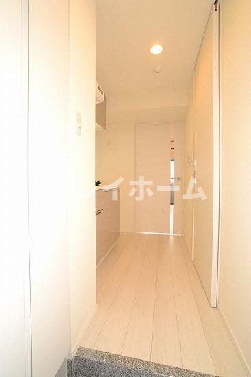 ステージグランデ蒲田アジールコートの玄関