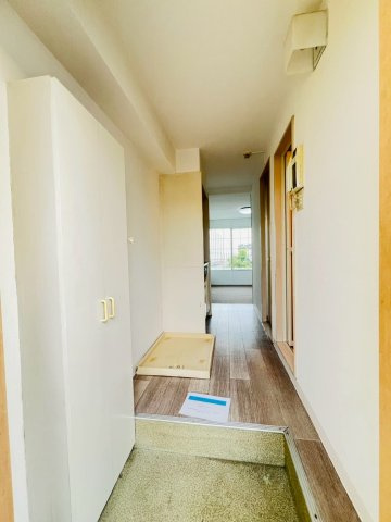 ネオパレスⅠの玄関