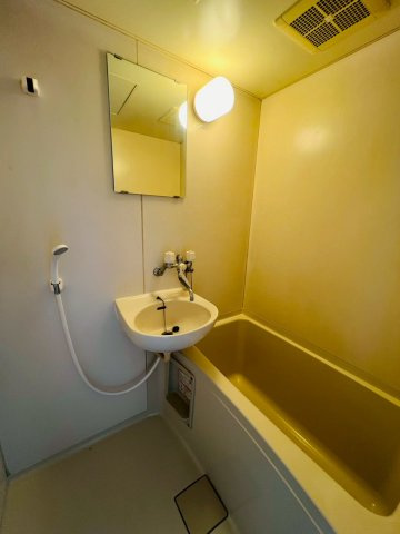 ネオパレスⅠの浴室