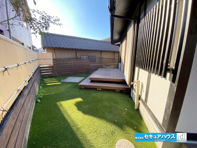 知多市八幡字堀切　中古戸建の庭|【庭】
◆庭付きの物件です。