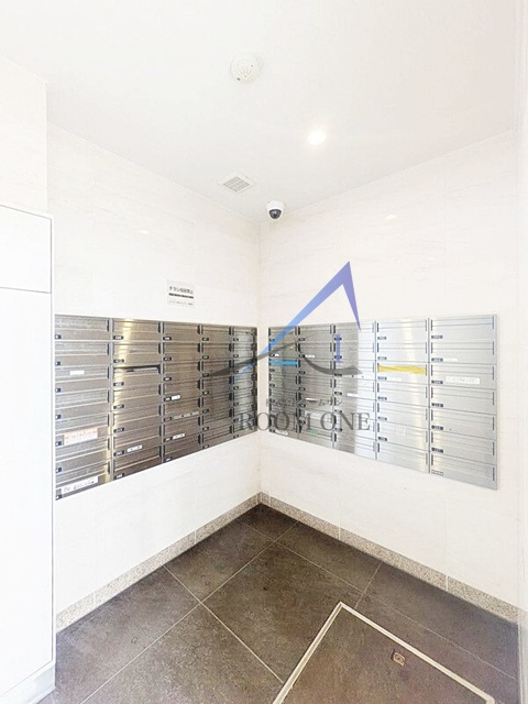 パレステージ青井ナチュラコートのその他共用部分|集合ポストです。