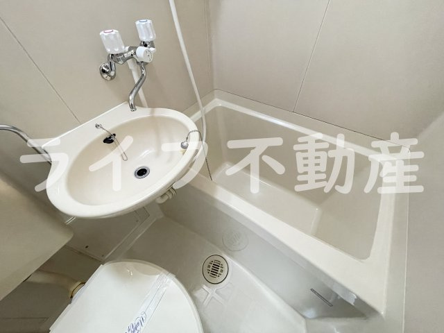 ハイムリップル荒川の浴室|お風呂です