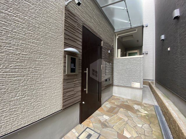 フジパレス城東諏訪ノース2番館のエントランス