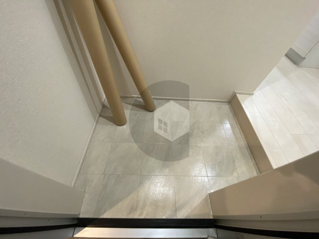 フジパレス城東諏訪ノース2番館の玄関