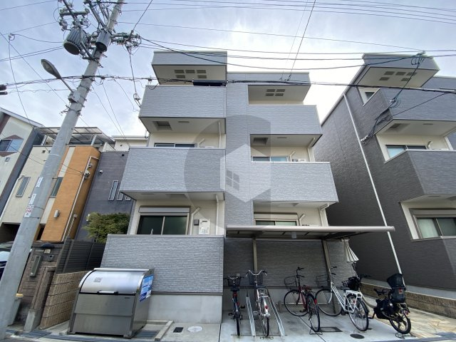 フジパレス城東諏訪ノース2番館の外観