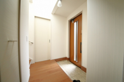 【玄関】 | 蓮田市東4丁目築浅中古戸建