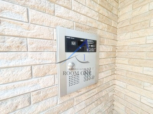 ロビンコート祐天寺のセキュリティ|オートロックです。