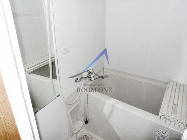 ロビンコート祐天寺の浴室|お風呂です。