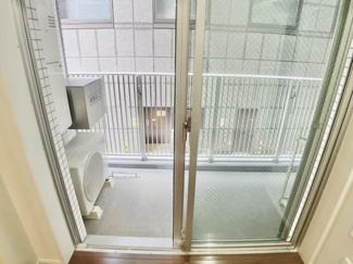 【バルコニー】 | Brillia日本橋茅場町 | 開放的で明るい空間を演出してくれるバルコニーです