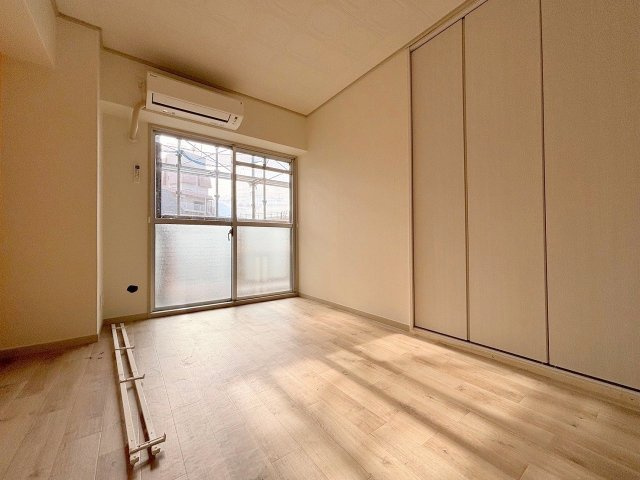 ローズコーポ新大阪7の寝室