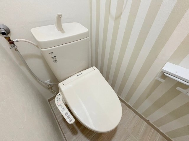 ローズコーポ新大阪7のトイレ