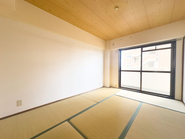 コンホルト公園南の和室