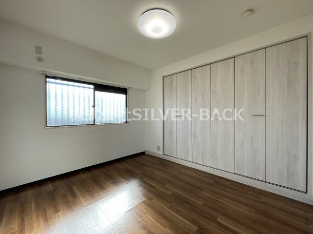 アメニティー千島の洋室