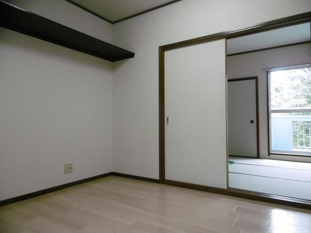 ストークハイツ岸の和室