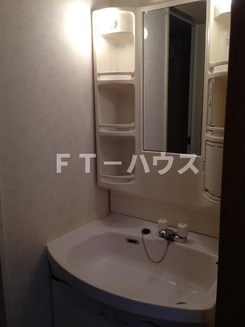 ソレアードハサマの洗面所