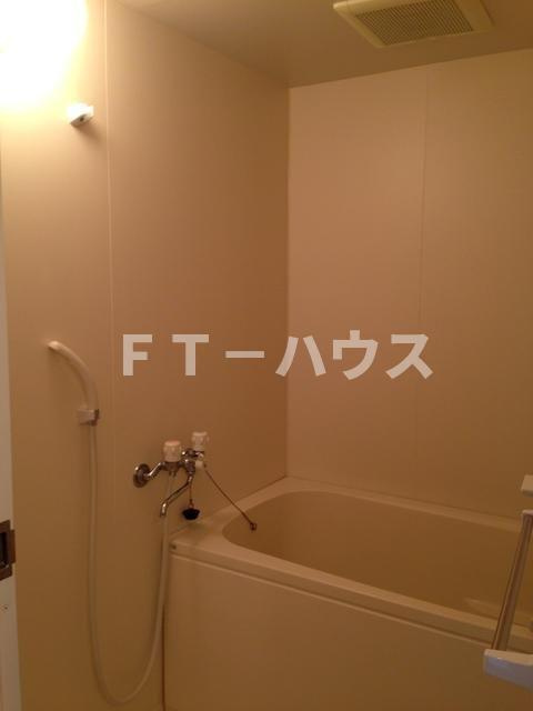 ソレアードハサマの浴室