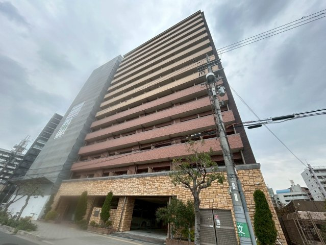 フレンシアノイエ難波南の外観