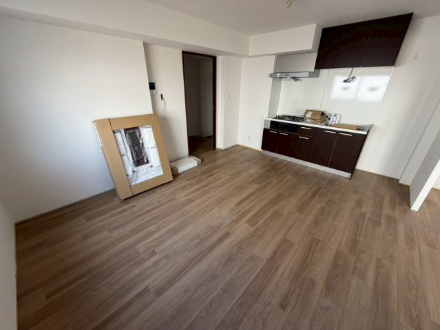 アークメゾン王子公園の居間・リビング