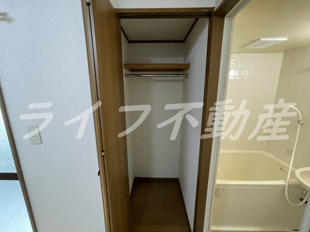 クリエイトパートⅠの収納|大きなものも収納できそうです