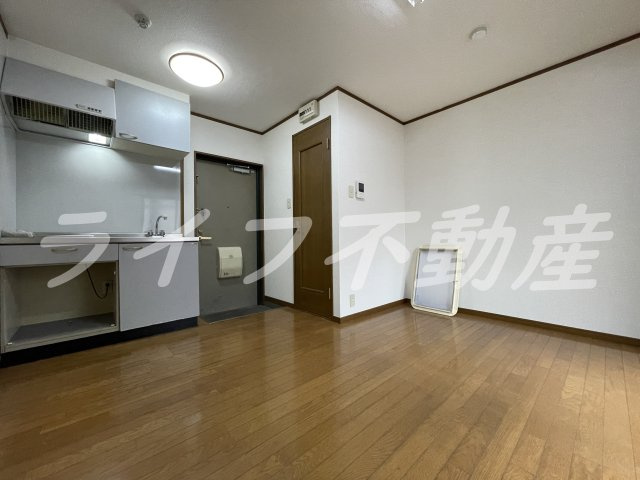 クリエイトパートⅠの居間・リビング|おしゃれな居間です