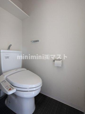 大阪市西区立売堀４丁目の賃貸マンションのトイレ