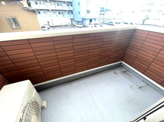 【バルコニー】 | ＴＪハウス | 開放的で明るい空間を演出してくれるバルコニーです