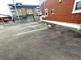 【駐車場】 | ＴＪハウス | ファミリーマートさんまで290m