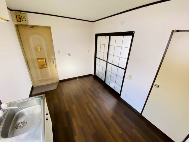 【居間・リビング】