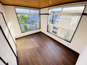 【寝室】 | 洋室①☆