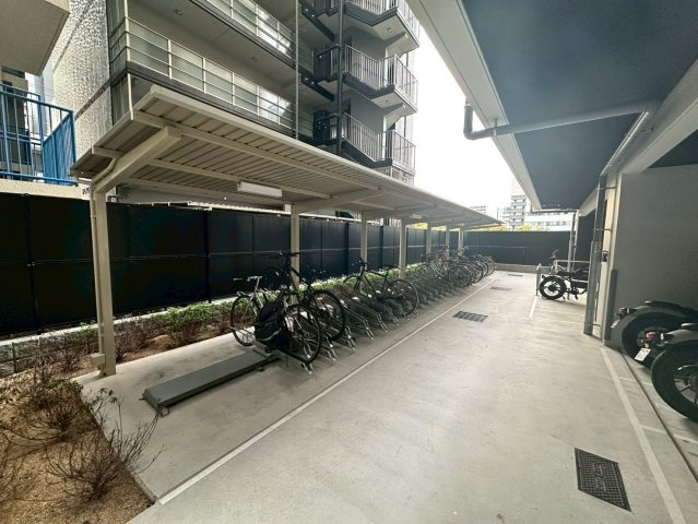 S-RESIDENCE難波大国町Unoのロビー