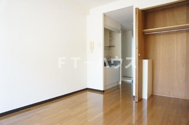 ピュアメゾンティーアンドワイの寝室|ゴミ置き場