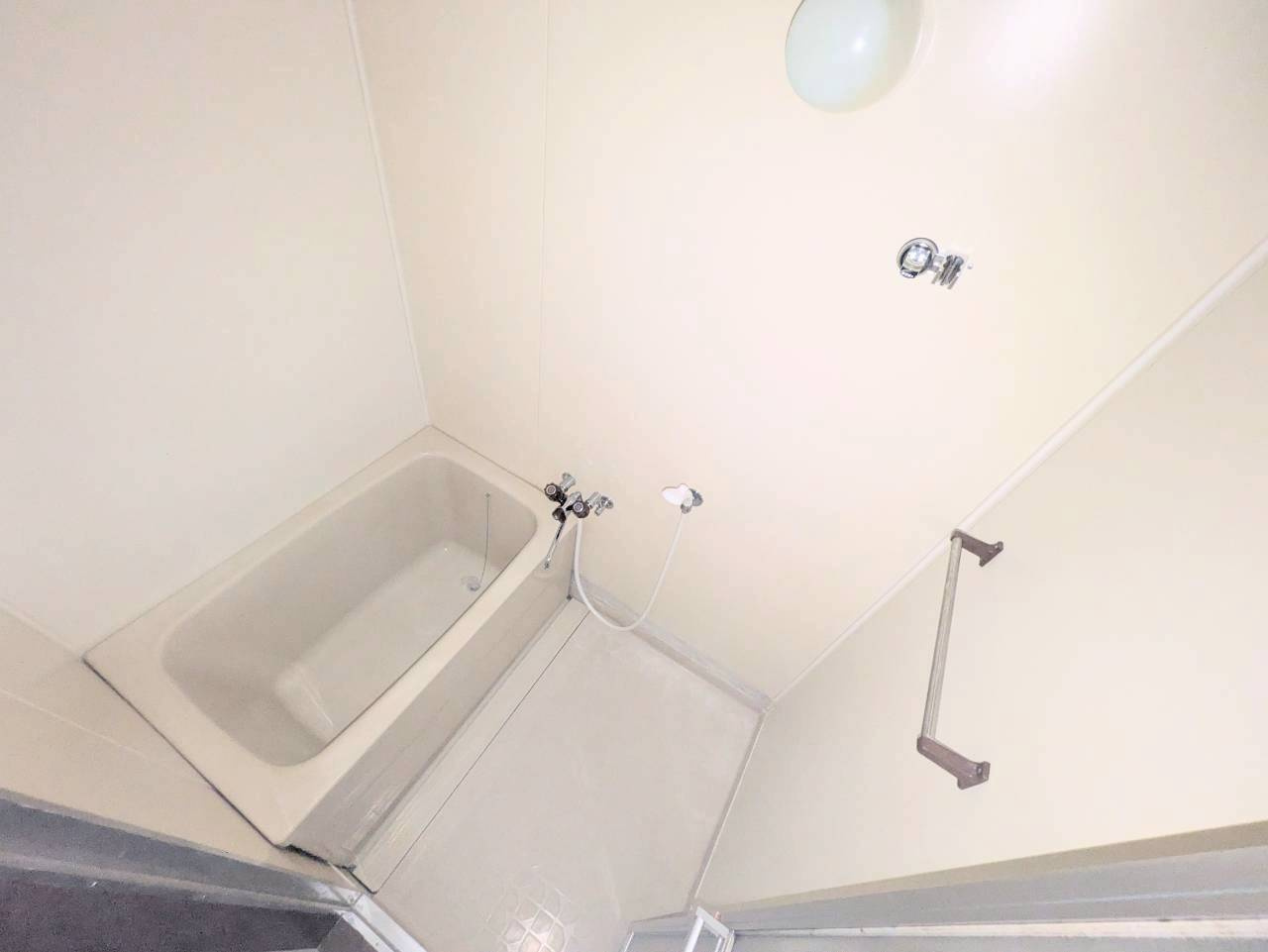 寿屋ビルの浴室