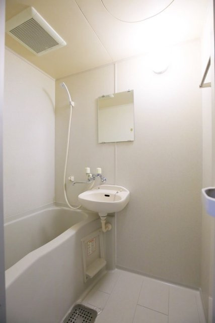 フェニックス大塚駅前の浴室