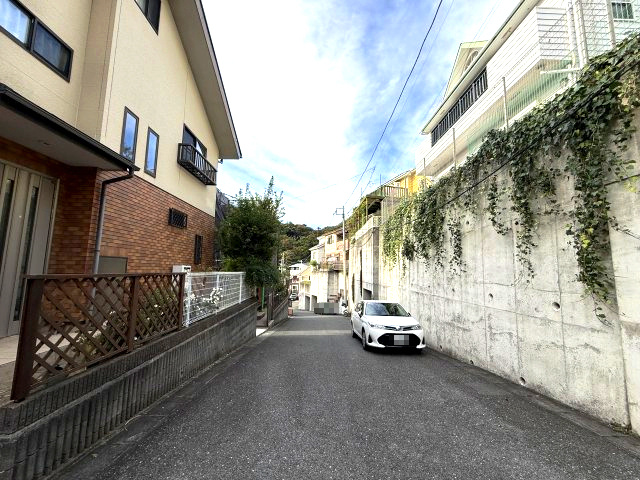 海見え！2階バルコニーより富士山を臨むの周辺|住宅街