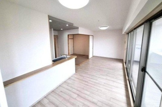 【居間・リビング】 | グランアッシュ天美駅前　