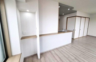 【居間・リビング】 | グランアッシュ天美駅前　