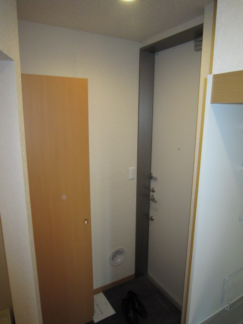 チェリーコートの玄関