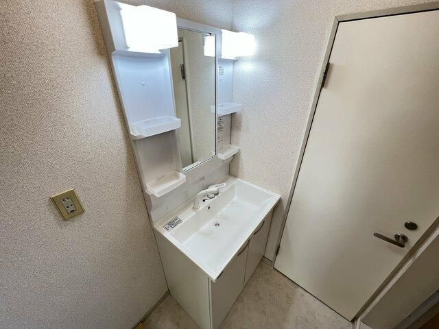 ヴィラシャンテの独立洗面台