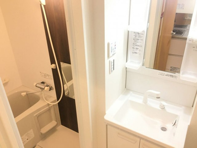 【洗面所】 | レオネクストシャルム桃山